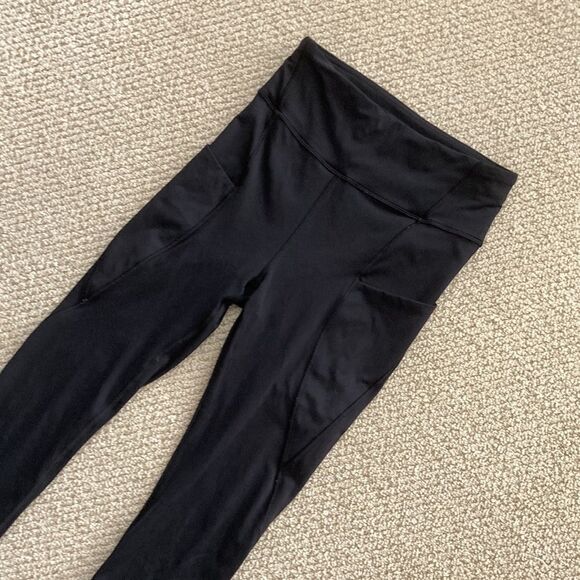 LULULEMON Break Free Tight 25” High Rise Black Nulux Size 4 Leggings Like New - Picture 6 of 16